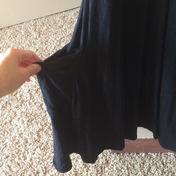 Blake Dress with side pockets - Picture 2 of 3